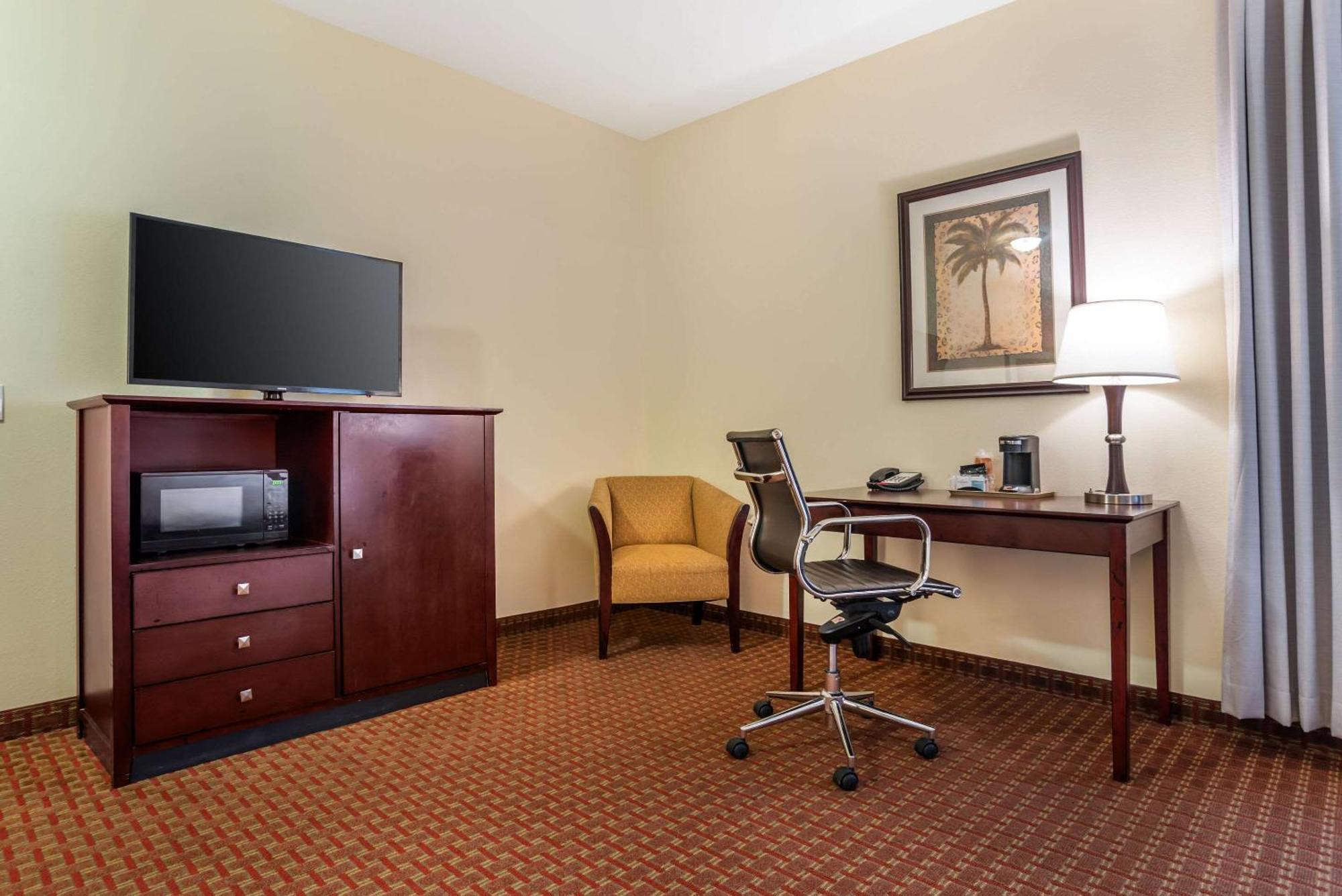Comfort Inn & Suites Crestview Dış mekan fotoğraf